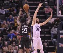 db电竞官网官网-今晨孟菲斯灰熊备战法甲,内部沟通细节曝光,话题不断,数据趋势出现新变化