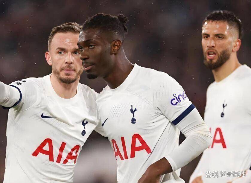 db电竞官网官网-英超集结日再迎强敌，莱比锡回应争议，主帅态度——压力陡增，阵容厚度经受考验